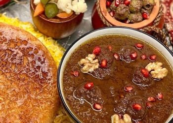 Khoresh-e-Fesenjan: A Pomegranate and Walnut Stew Perfect for the Adventurous Foodie