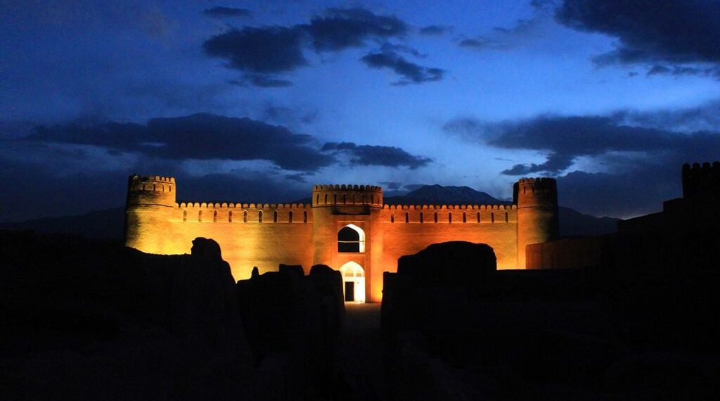 Unlock the Secrets of the Desert: The Alluring Rayen Castle