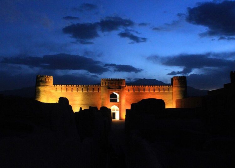 Unlock the Secrets of the Desert: The Alluring Rayen Castle