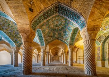 Discover the Inspiring Vakil Mosque: A Testament to Persian Architecture