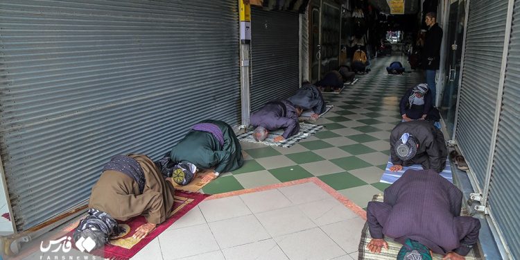 A trip to Iran’s capital of street theater