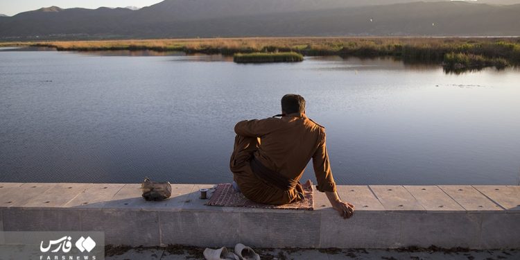 A trip to Iran’s capital of street theater