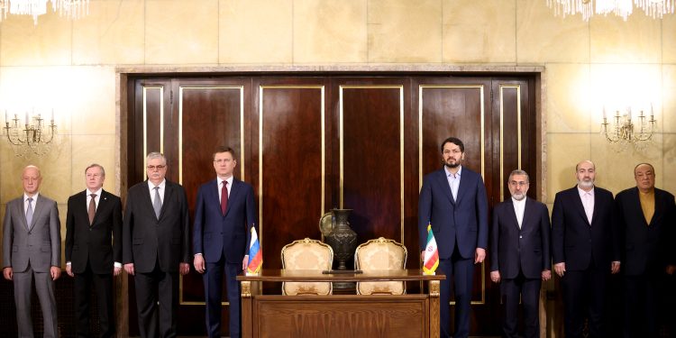 Iran, Russia sign contract to build Rasht-Astara railway