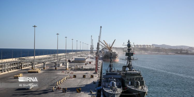 Iran Navy 86th fleet docks at Oman’s Salalah port after global tour
