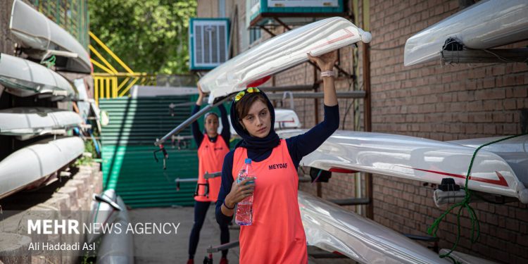 Iran’s women’s rowing league
