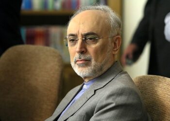 Iran’s former top diplomat urges comprehensive political dialogue with US