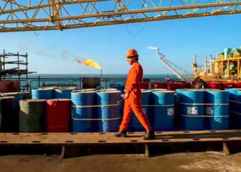 Why Iran offers sizable oil discounts to China?