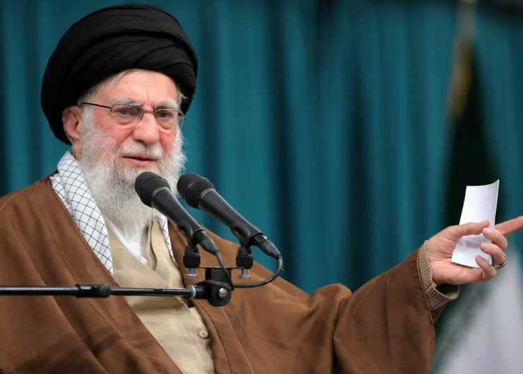 Iran’s Leader subtly cautions Iraq to avoid Syria’s fate